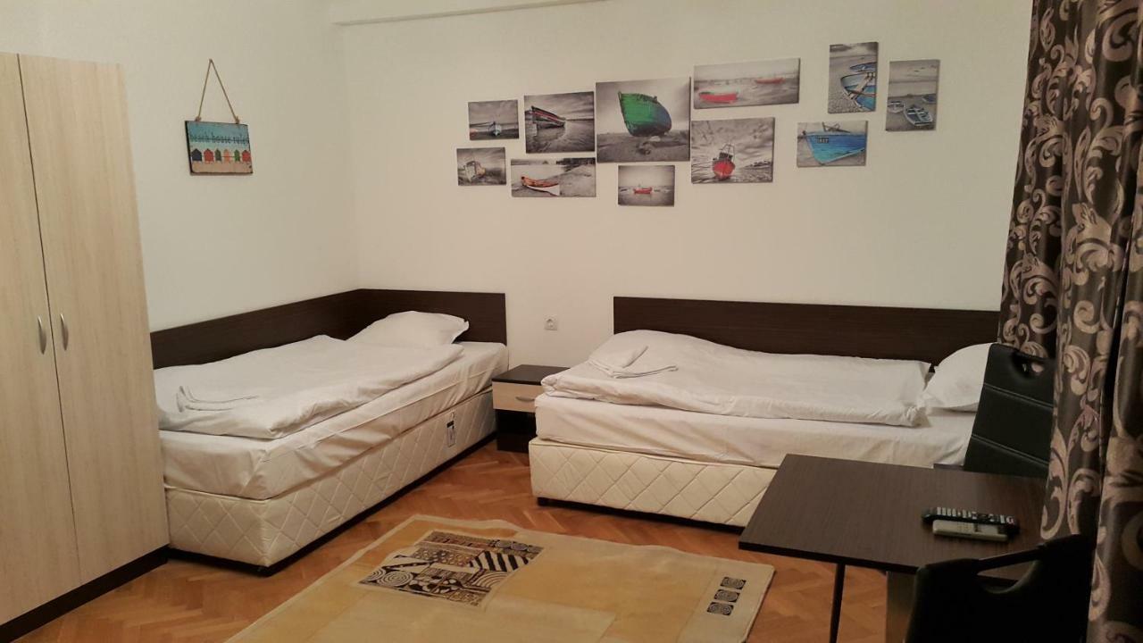 Guest Rooms Old Captain Burgas City Exterior foto